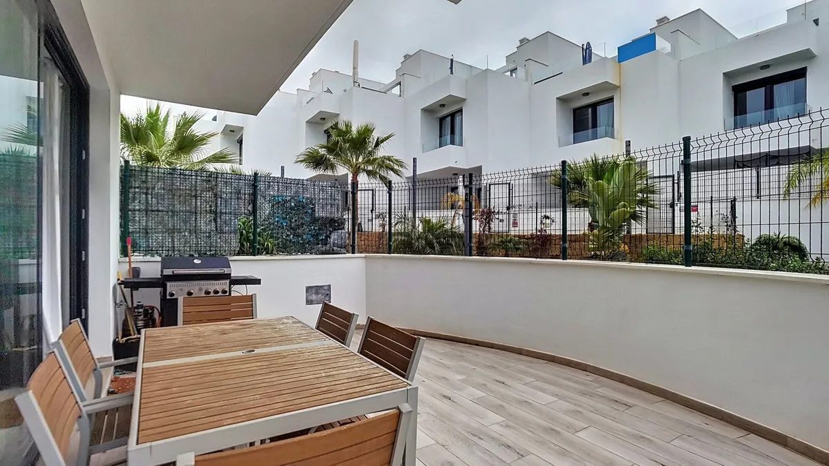 73ca0fe6-578a-4723-afc2-c7dd784b1f65