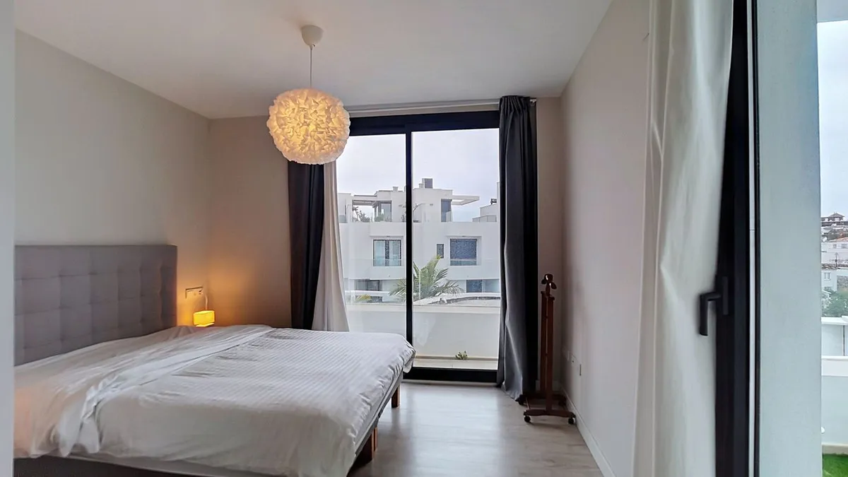 a953eedc-6ebe-404b-9169-cd46c0589f9b