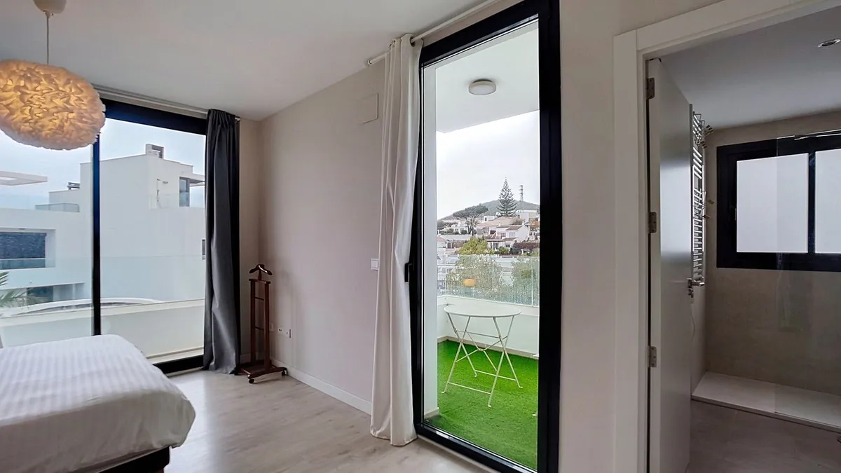 d588ea8d-14d7-4bfe-b375-faadf47f7e63