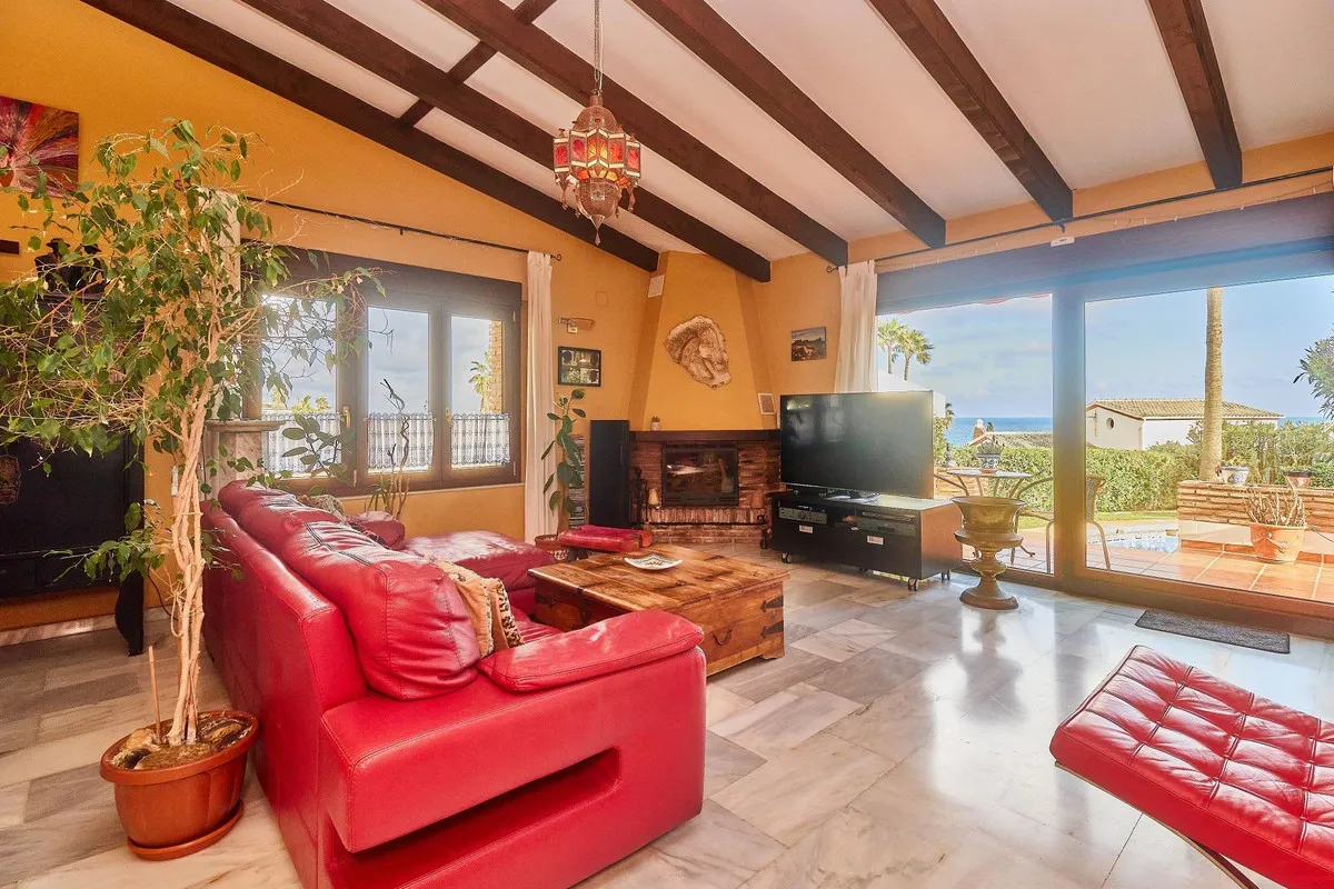 79334053-b5d9-4db8-ab13-8071a0a59ae8