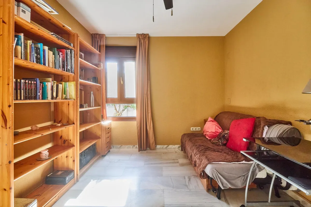 a0904ee4-22e2-4918-bb4b-00b1e2420df3