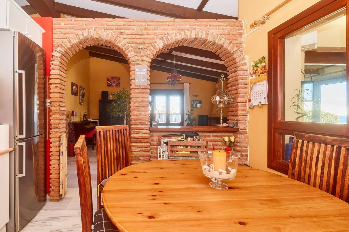 d5163cf2-6c37-4739-817b-fed92fcd144d