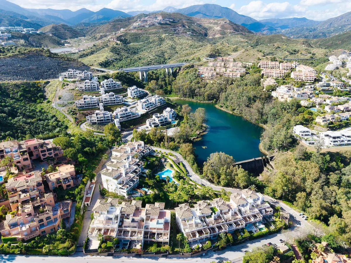 a7cc41f5-234c-4561-8f67-d95794119c53