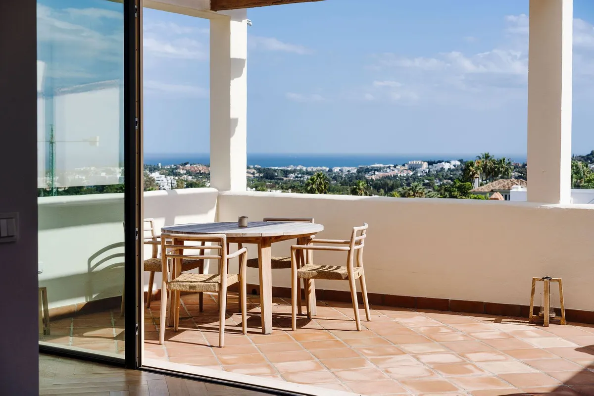 c371211b-15af-47c4-a702-b254259b3ae3