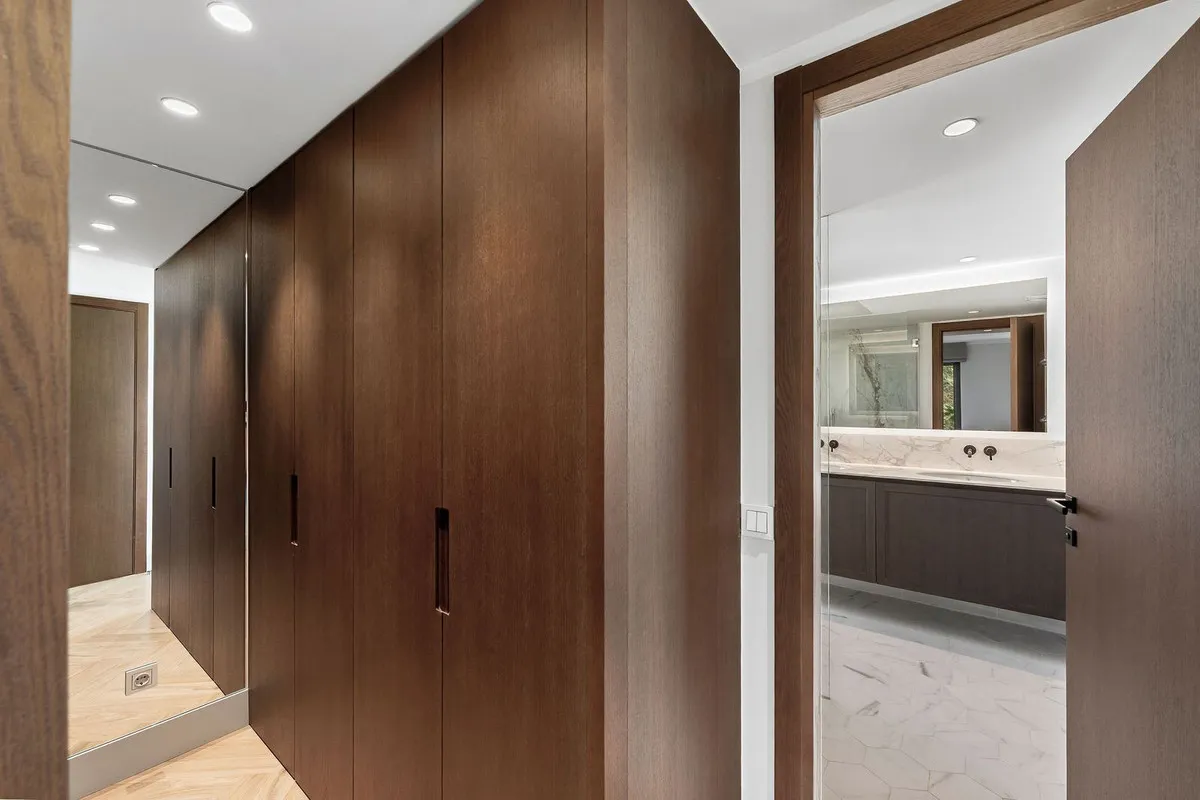 ce035ddf-8427-4bf2-ac22-4cbd51b555d0