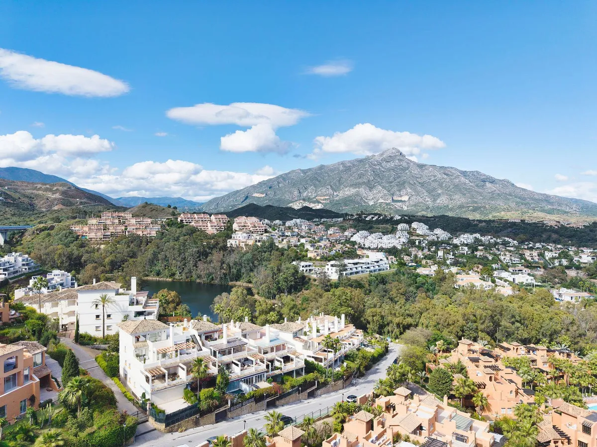 fbc7f74f-b513-49d8-bd74-139478953be8