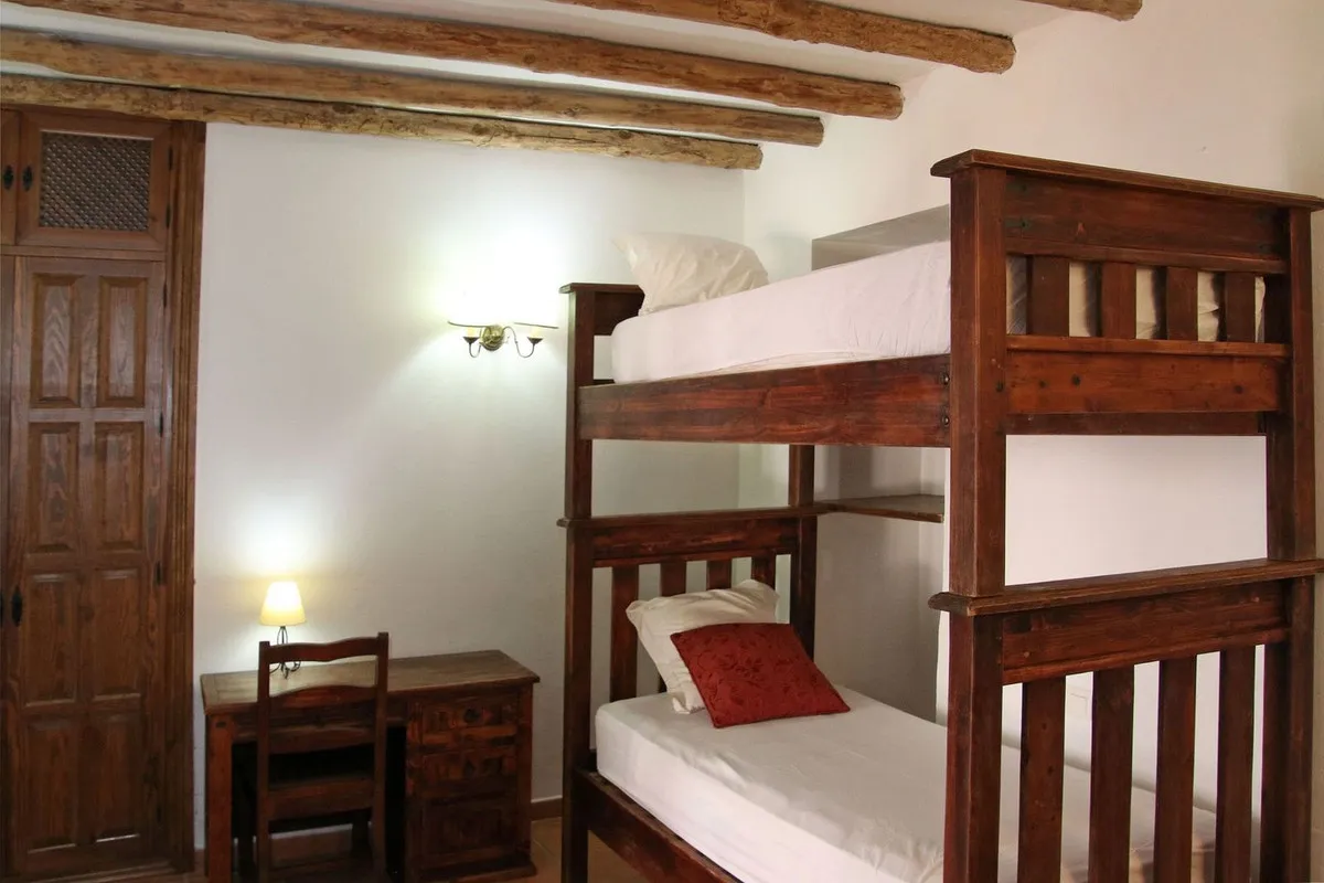 f6740465-eb66-499d-86c3-426a9a011222