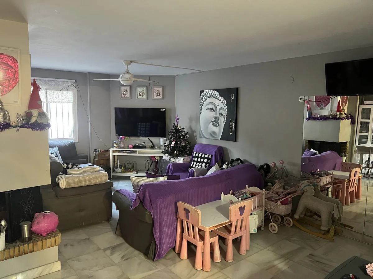 3fa24588-b092-4f33-8a18-a966418c4d44