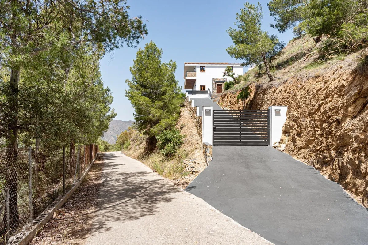 4922ee9b-6019-4d63-9fcd-c3c731288662