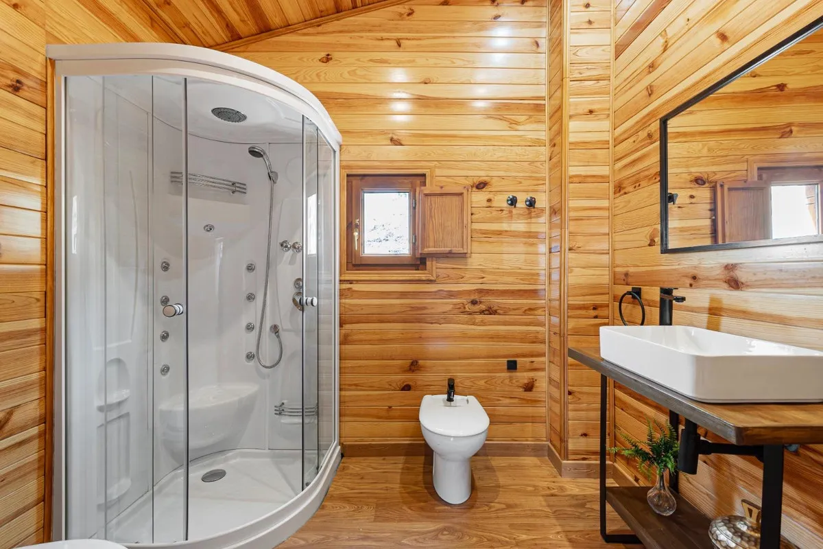 6e93e99b-e06d-4d1f-945d-c19a6f8f92e9