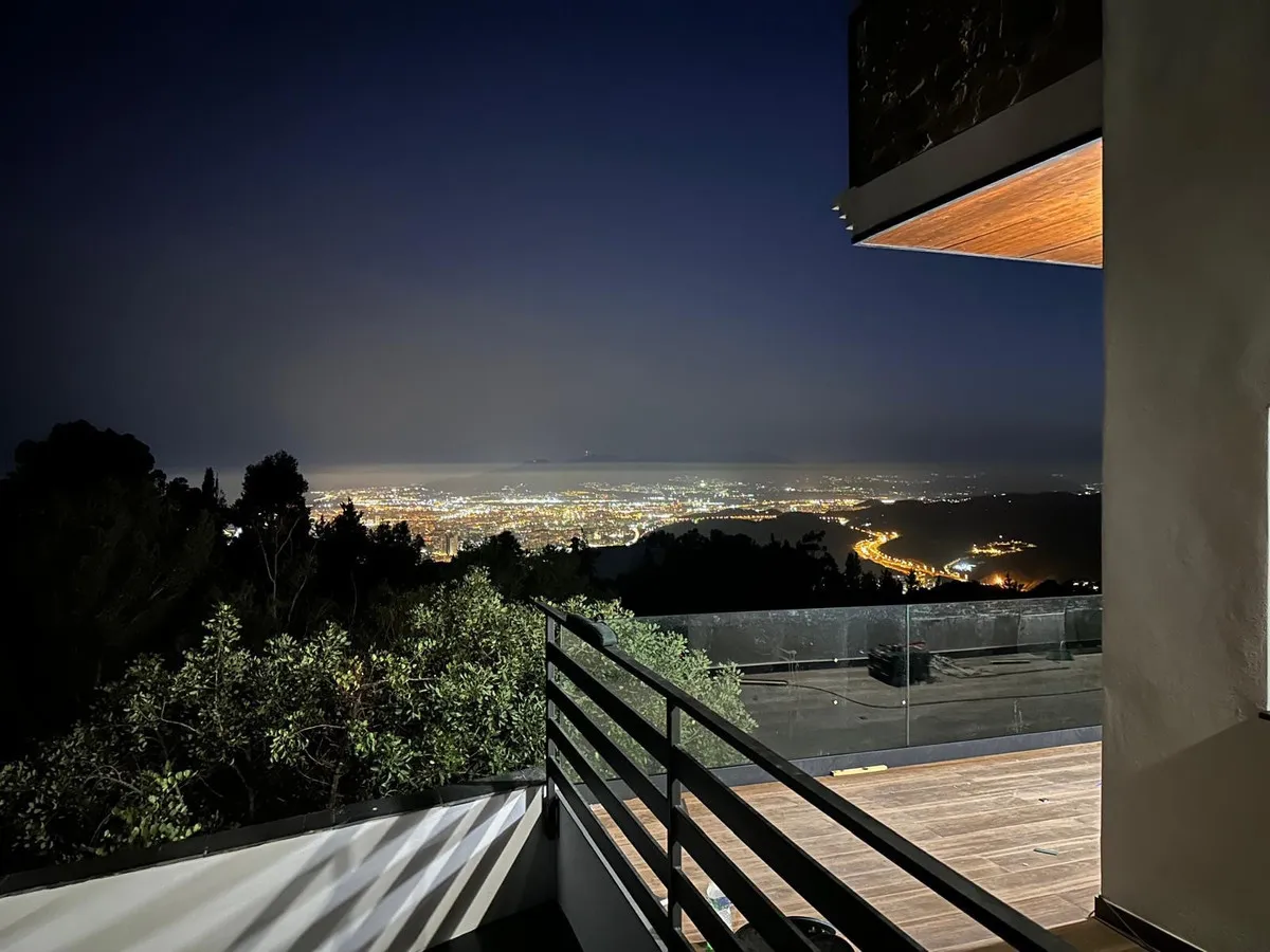 90adc680-bf87-4272-a738-34238d718226