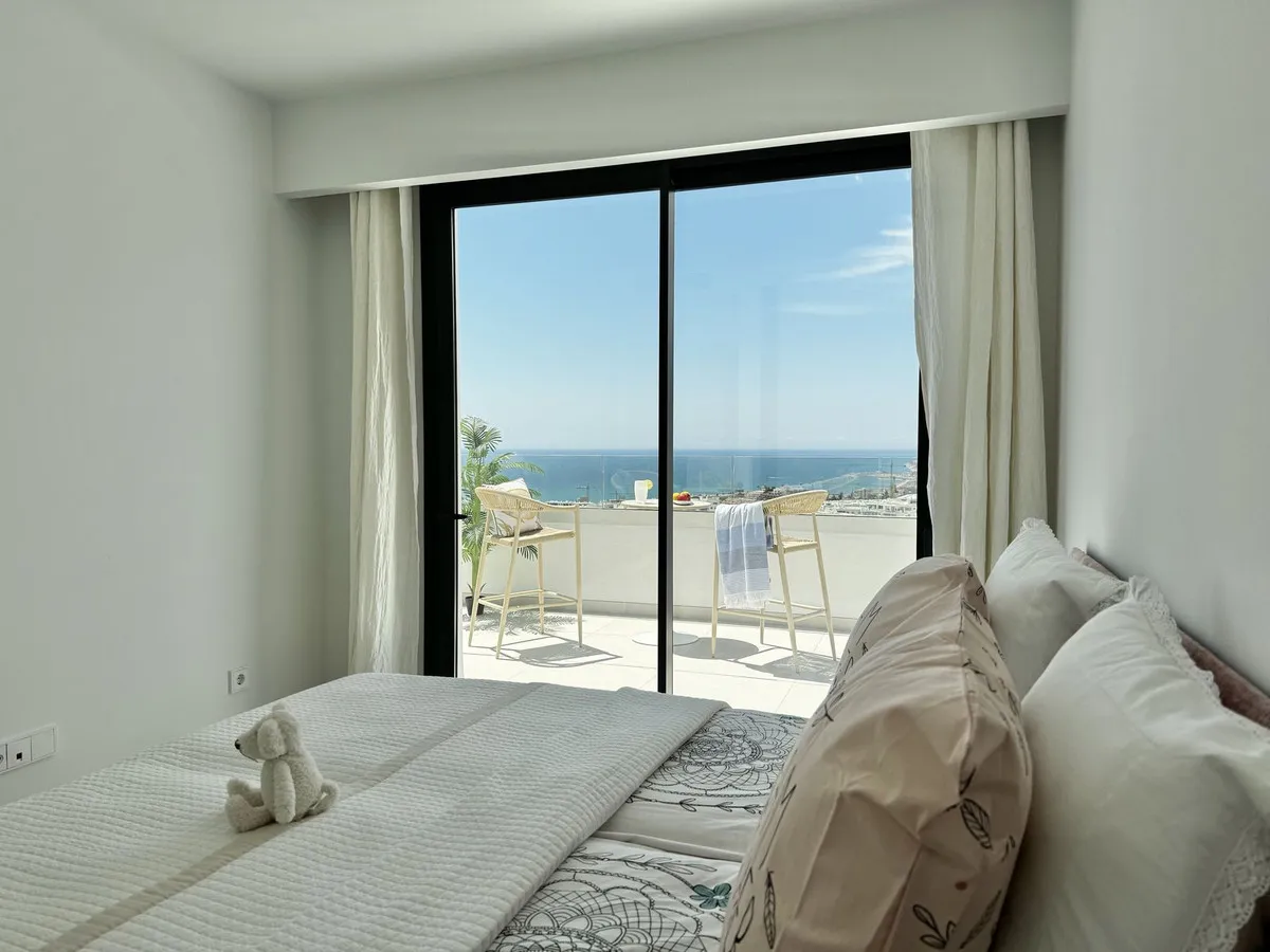 67cef328-f333-49f7-9d0c-a6f446842920