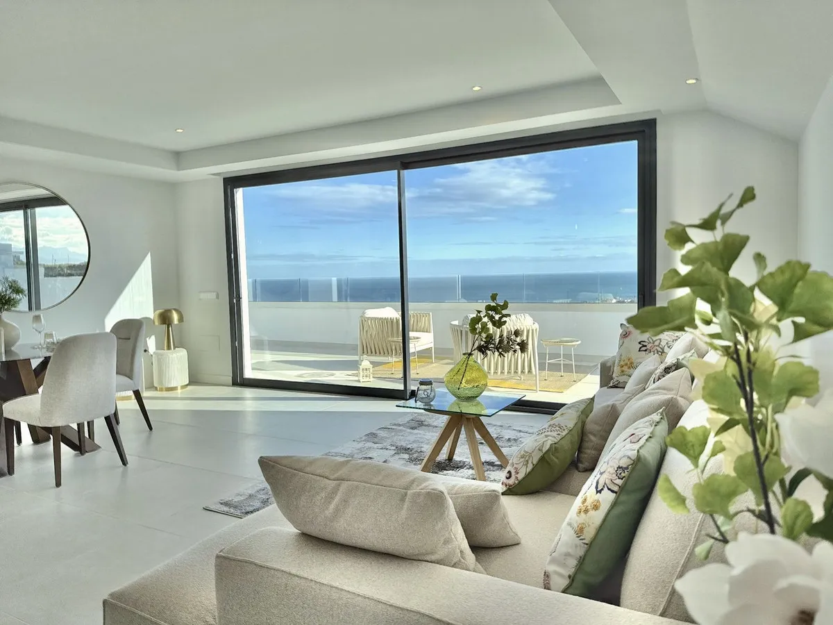 807114a6-36da-4aa1-a9b0-14cca41a3e11