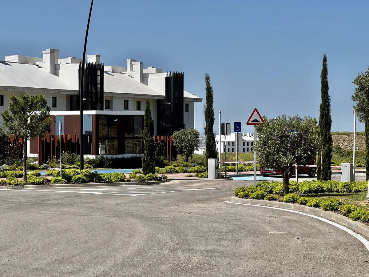 9349fa88-9d8f-43e9-aab5-1fbe59802e7b