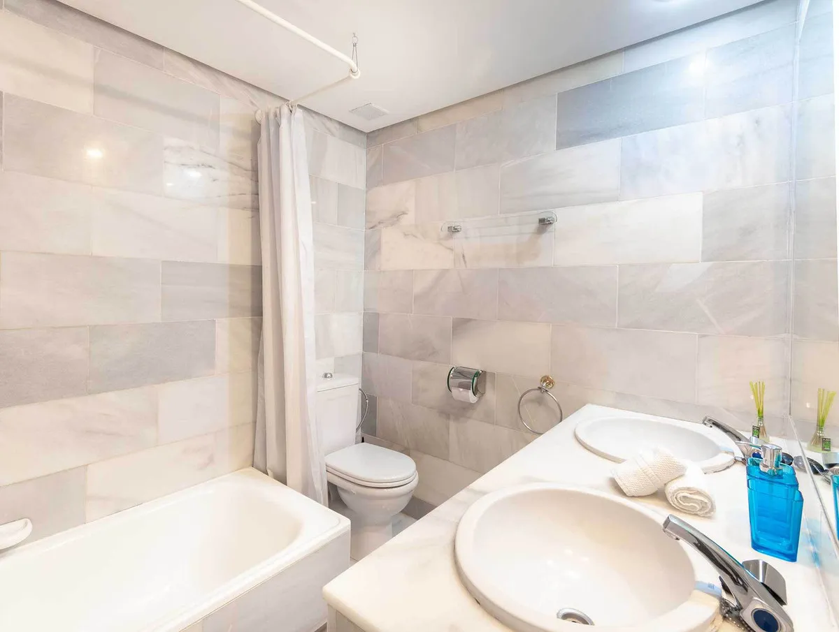 9a6fede3-c177-4144-80bf-9b36b1904c18