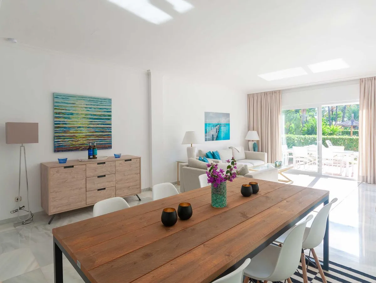 b3999154-a768-479f-8bc2-0add4b071896