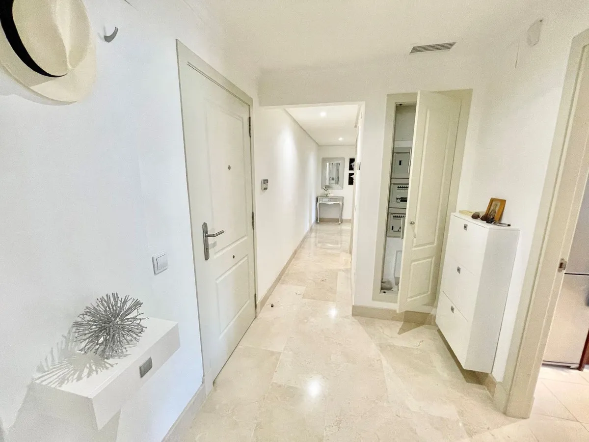 4200ce26-a0ad-4bd9-9f38-a568cdf56dad