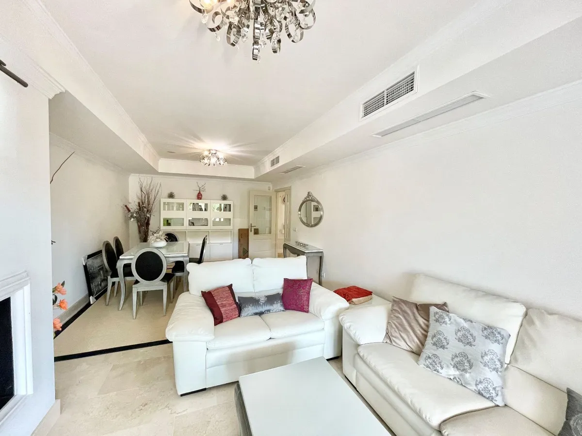 955d5e3a-09b6-441c-99d8-93e593919b8d