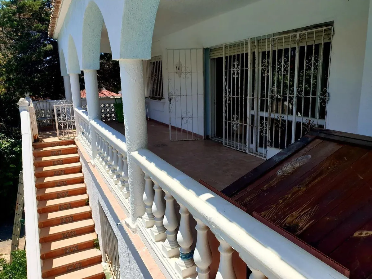 04b970c8-6b53-4e56-86aa-3f7af845b02a