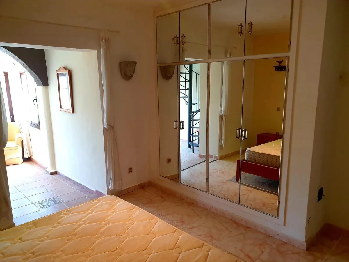 69240496-53c9-4008-abb4-2f987b87fcbe