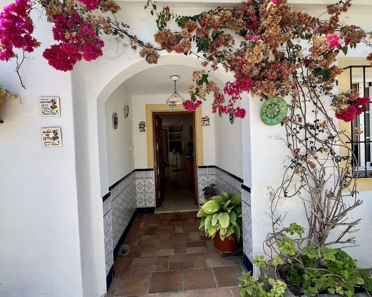 c4f94961-237c-4c69-8868-8a42092e03b6