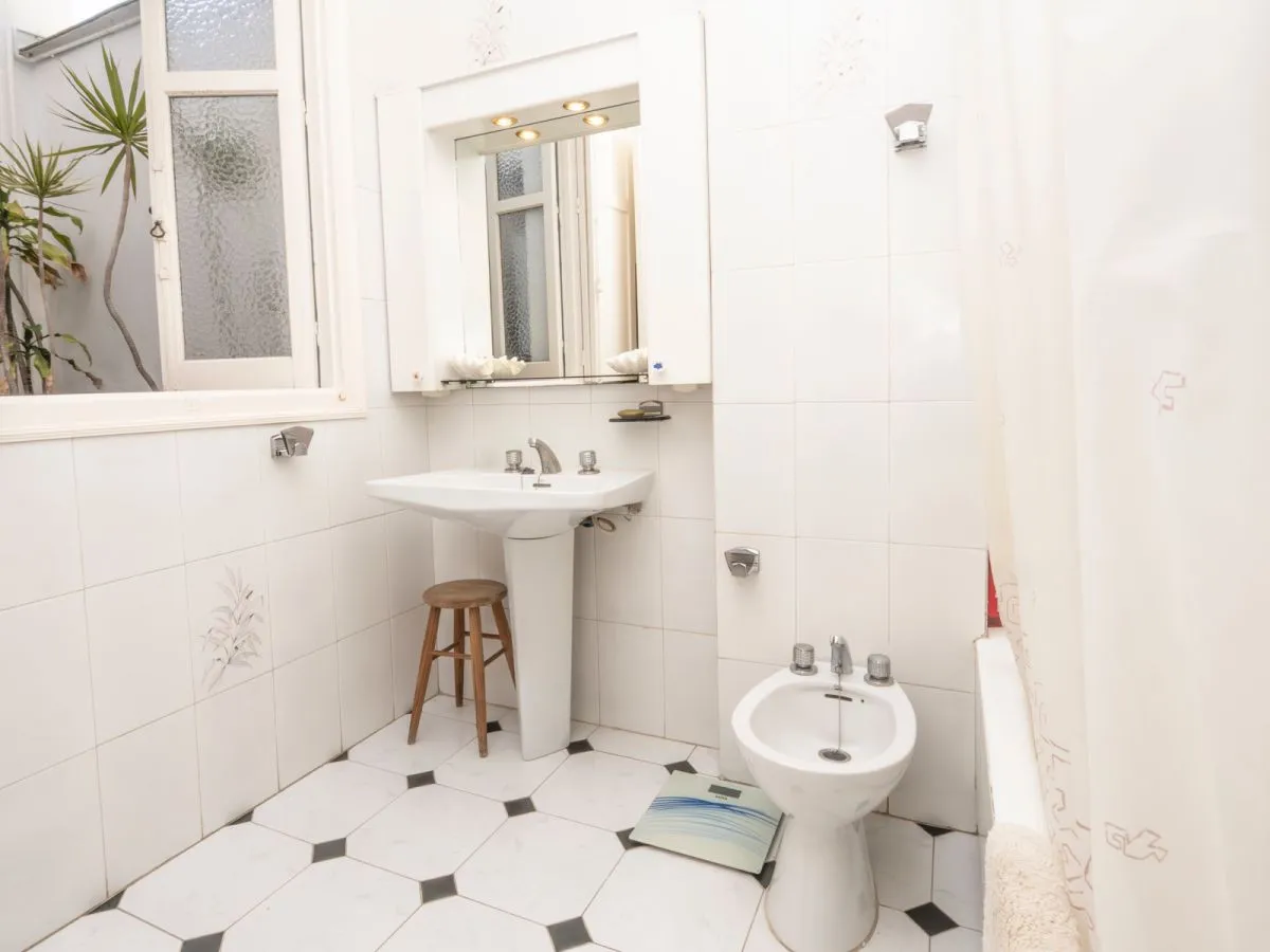 2b4ff7cd-0299-4742-b60f-45aee279f3a4