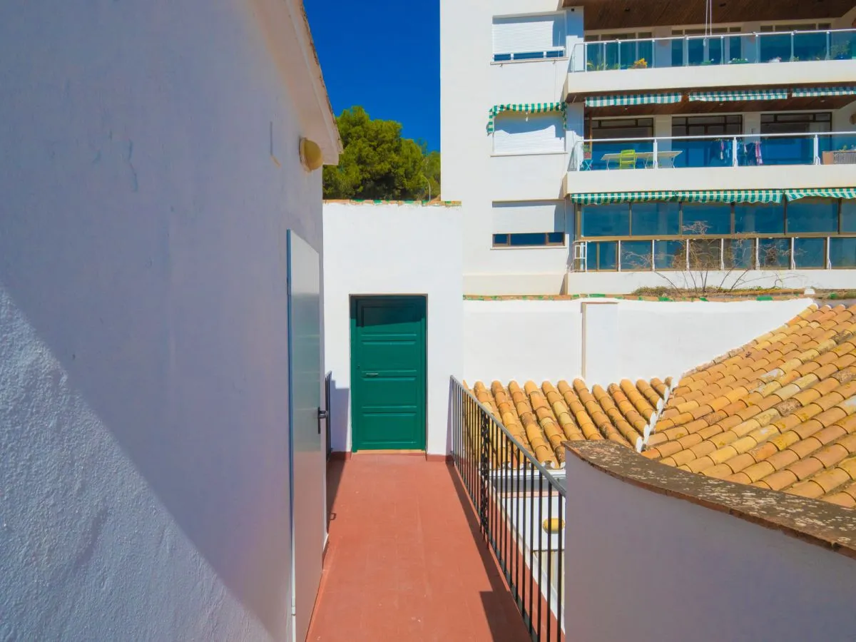 a9714478-034e-4a1a-80d6-3ee878d3e8ad