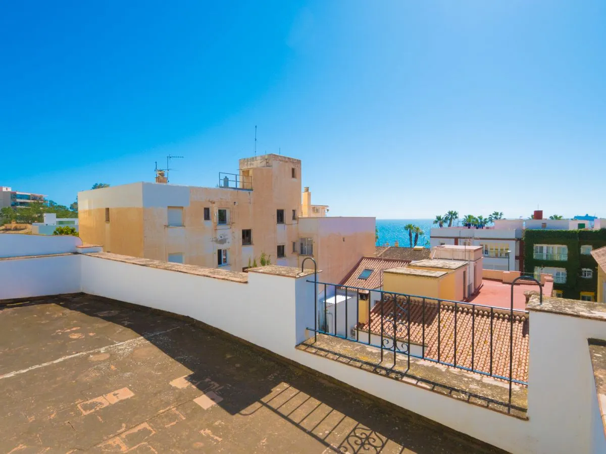 aadba1c1-8d53-4084-aad0-9eaec48305d9