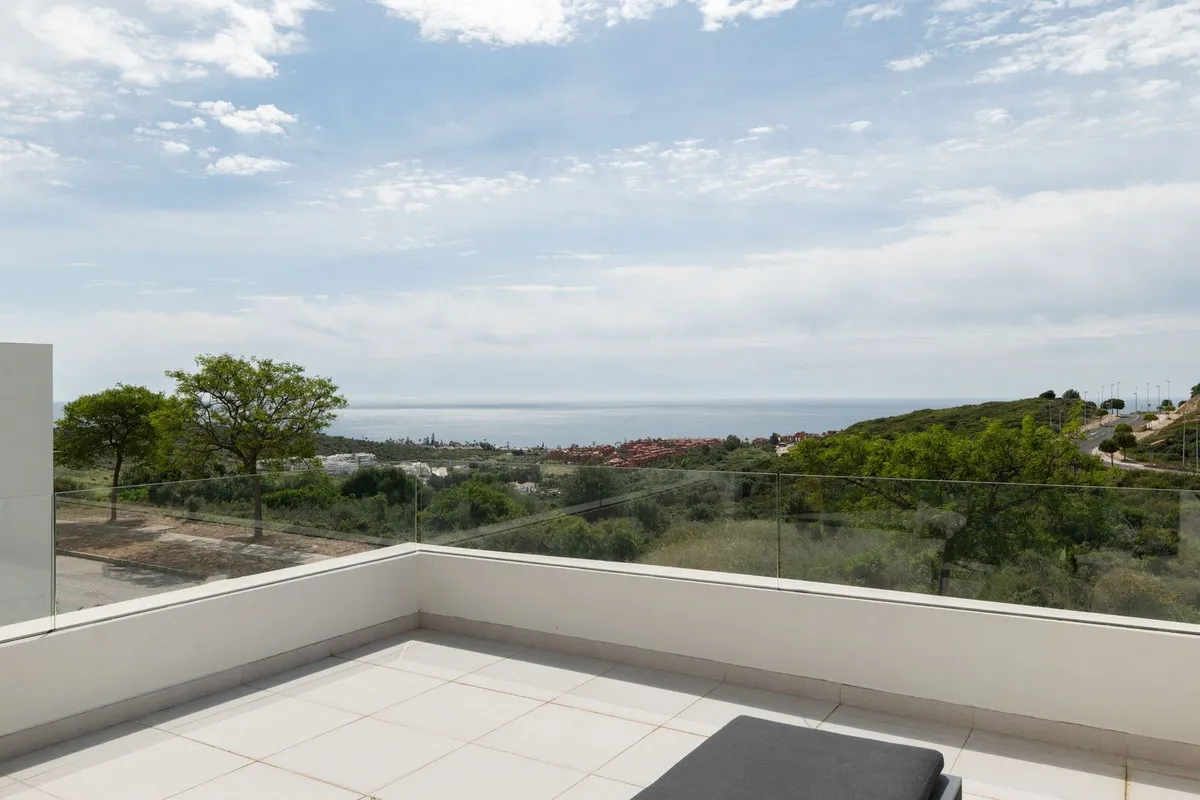 323b7a45-1c47-4286-8021-ea361c751d5b