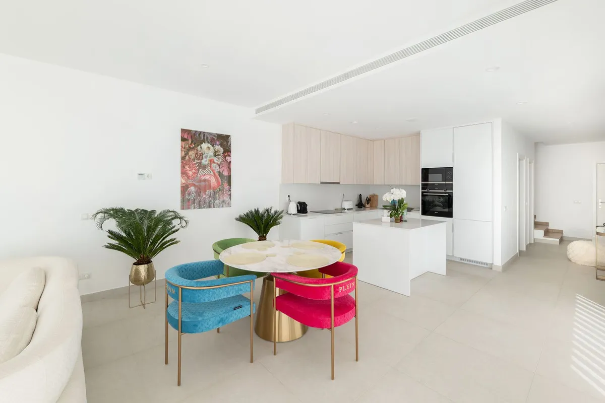 5110b3fe-1d5e-47bd-9d6c-e1c4c9cb9d74