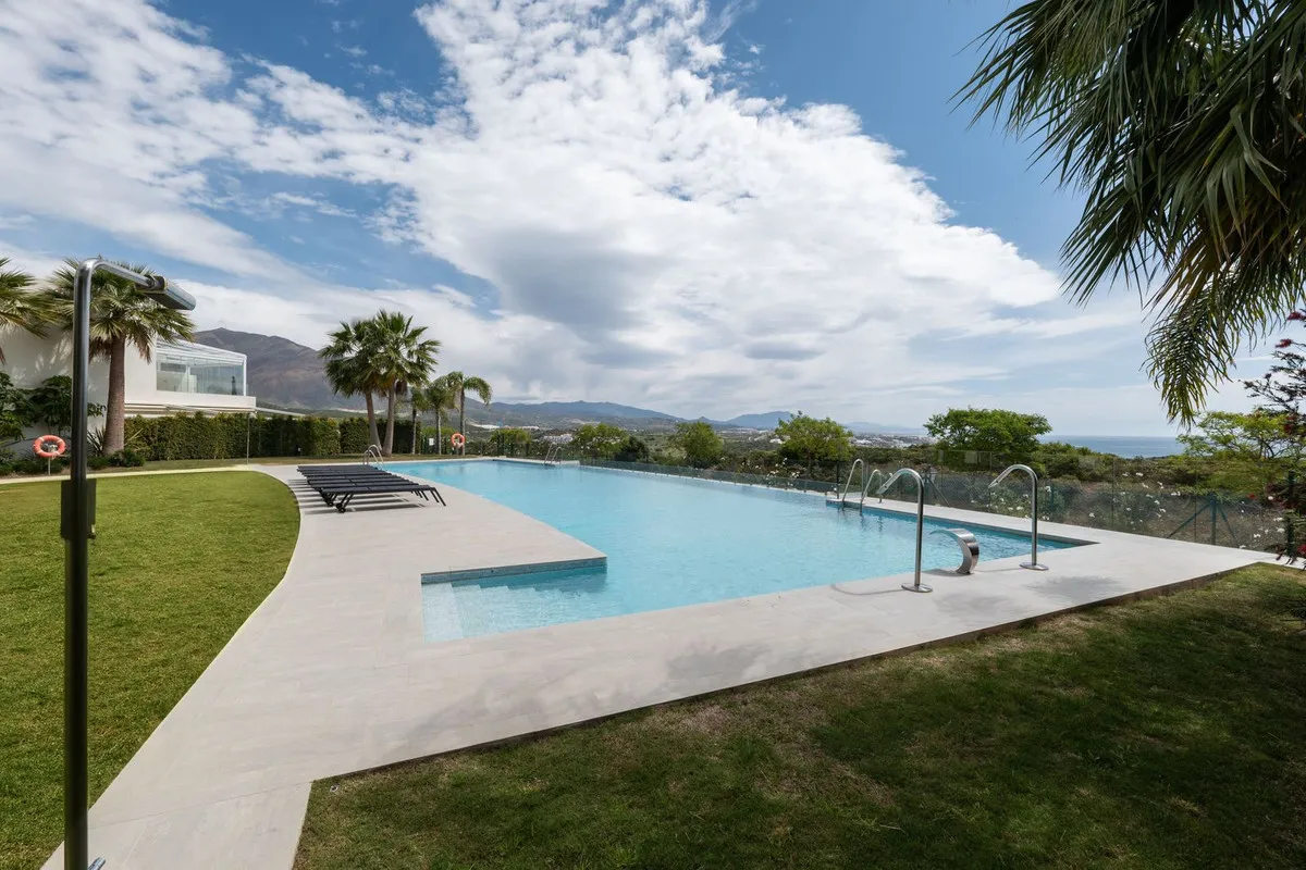 55dcdeb0-f71c-45e8-96ae-3fac3feed932