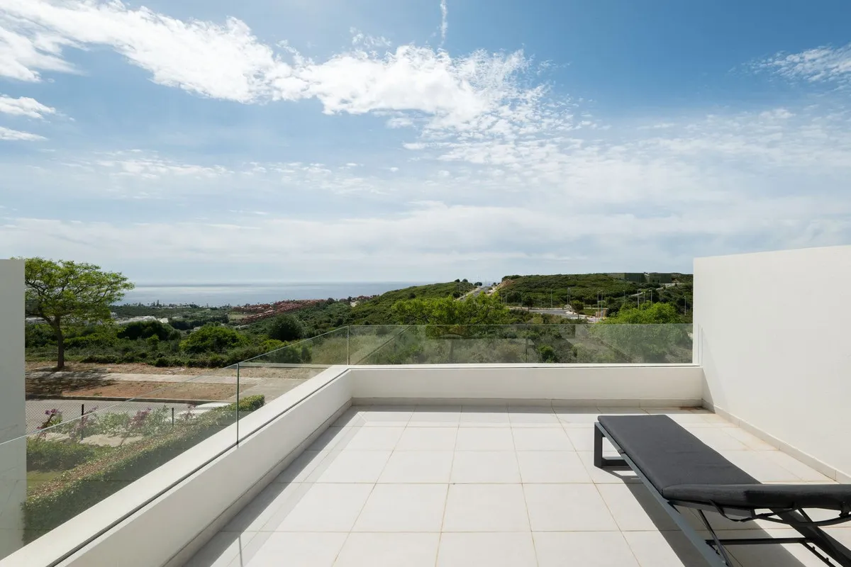 8c1fbc34-6010-48be-bf7d-778dd3d5004f