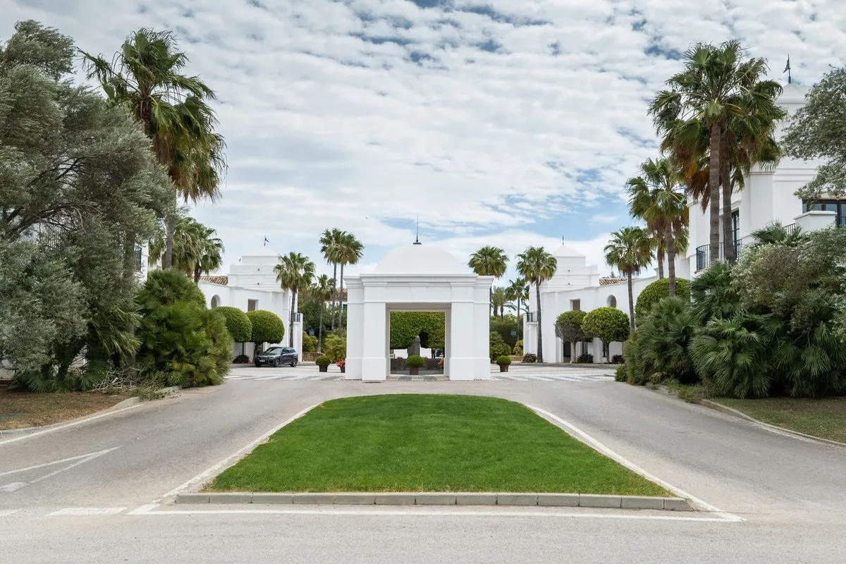 ec0fd978-ea30-42fa-982a-e7e00cb1f598