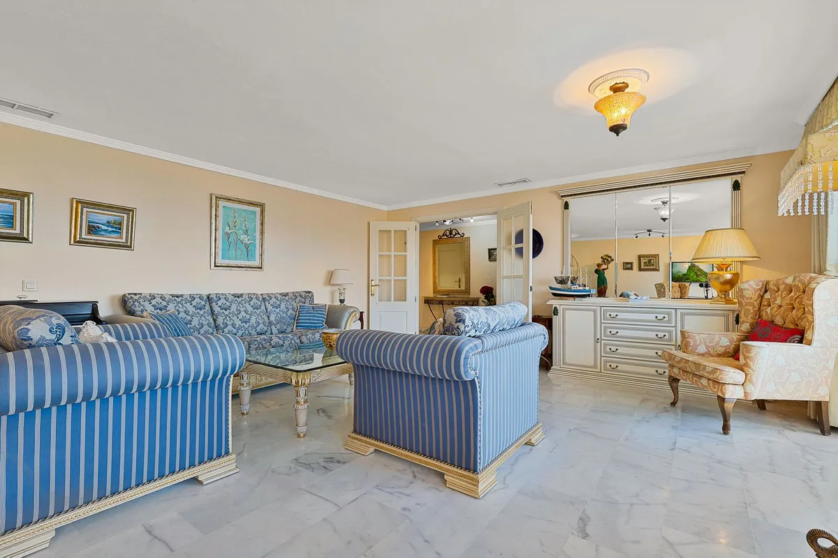 1a5697b2-93f9-4f12-b347-890d8363eca5