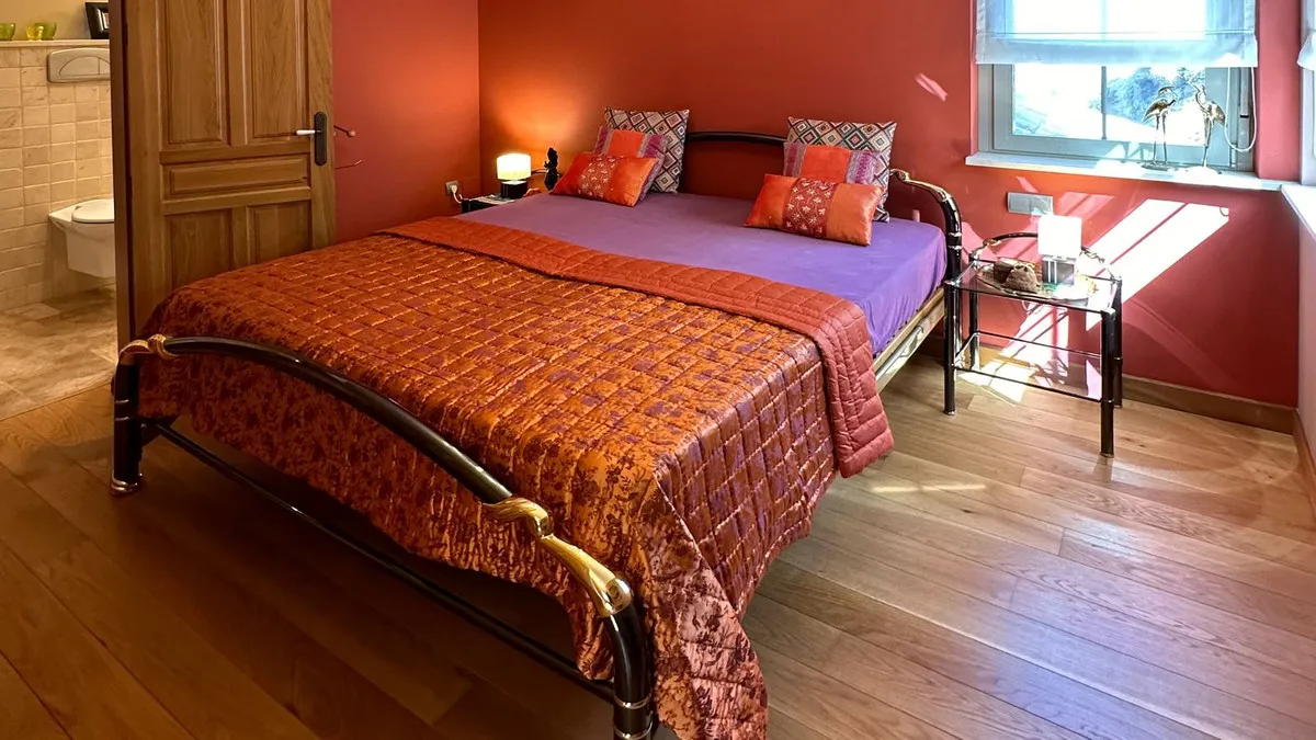 4a0430f4-1cb5-4a6d-9858-c3449d75ea6f