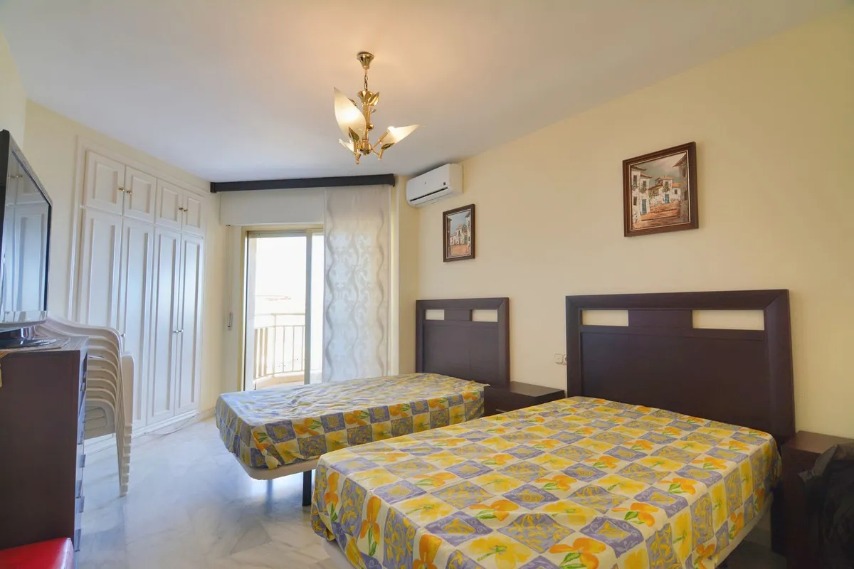 ff21d179-9e1c-43fd-b56a-ac12a42be180