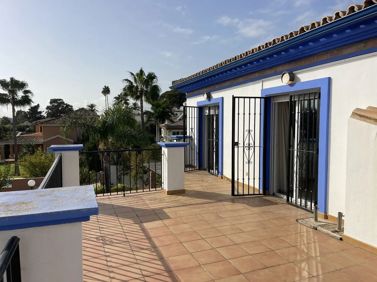 67e1645b-624d-4df2-bfd6-4d9e7e3635da