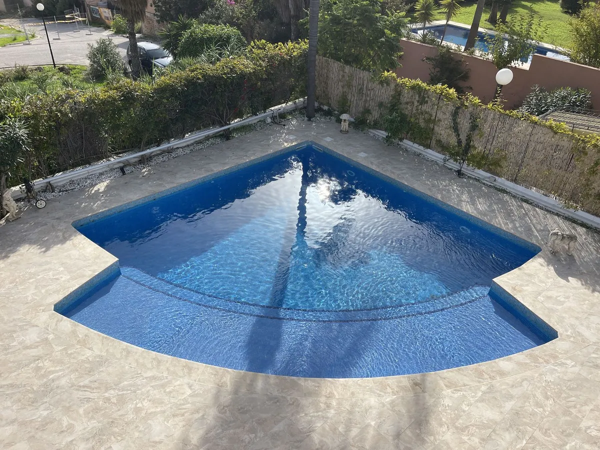 7f1a84c6-b9d7-4ebf-8b8b-def28e877efd