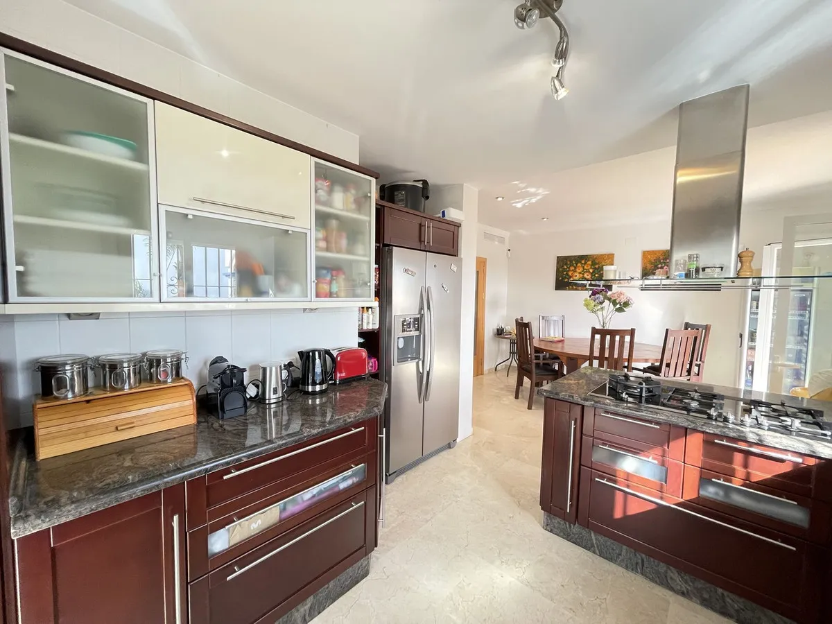 7f3af3c5-e48e-4263-907e-6e3b7556d46d