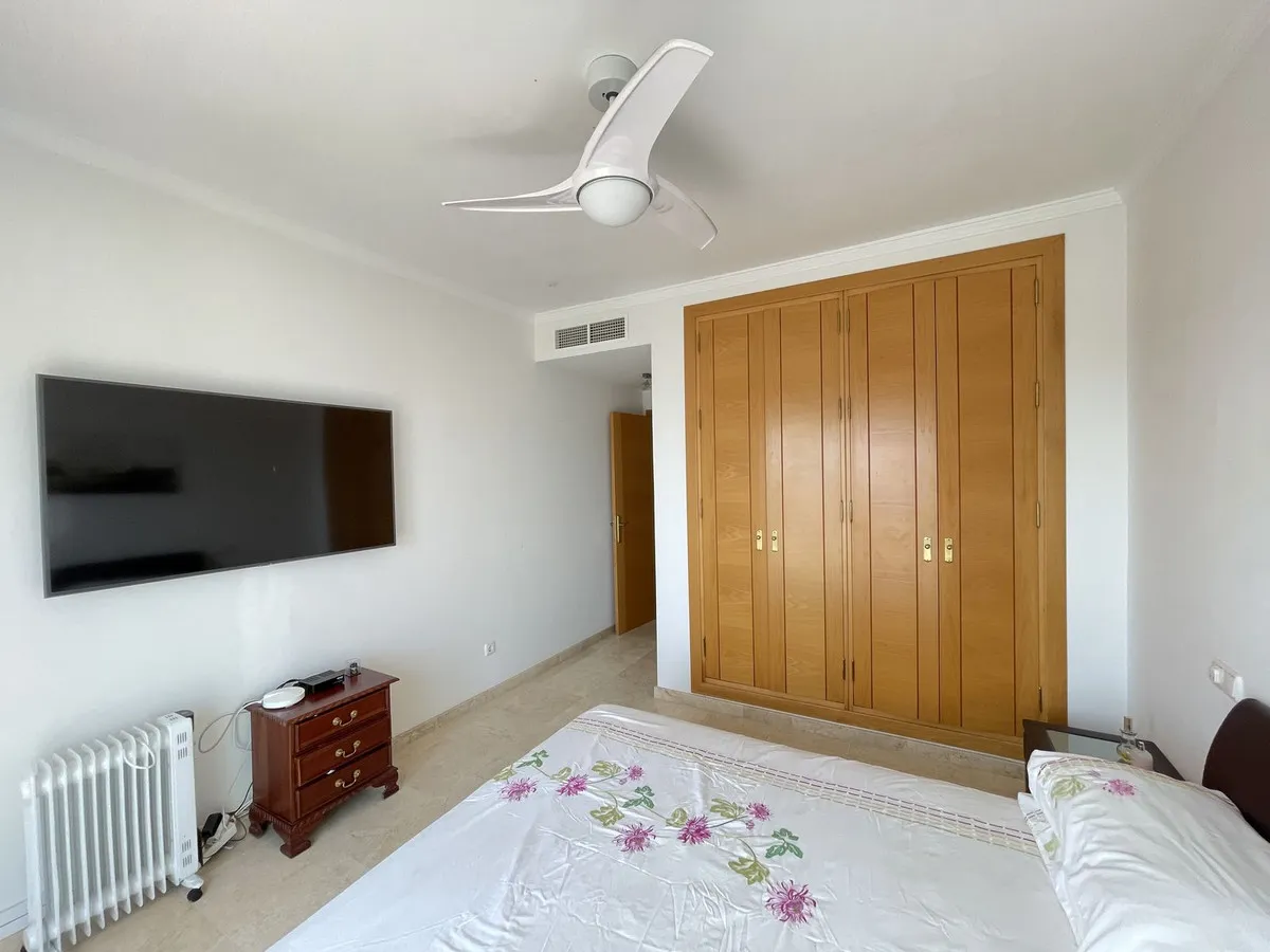 a29fad0b-fdc1-489b-bab4-931fad603b2c