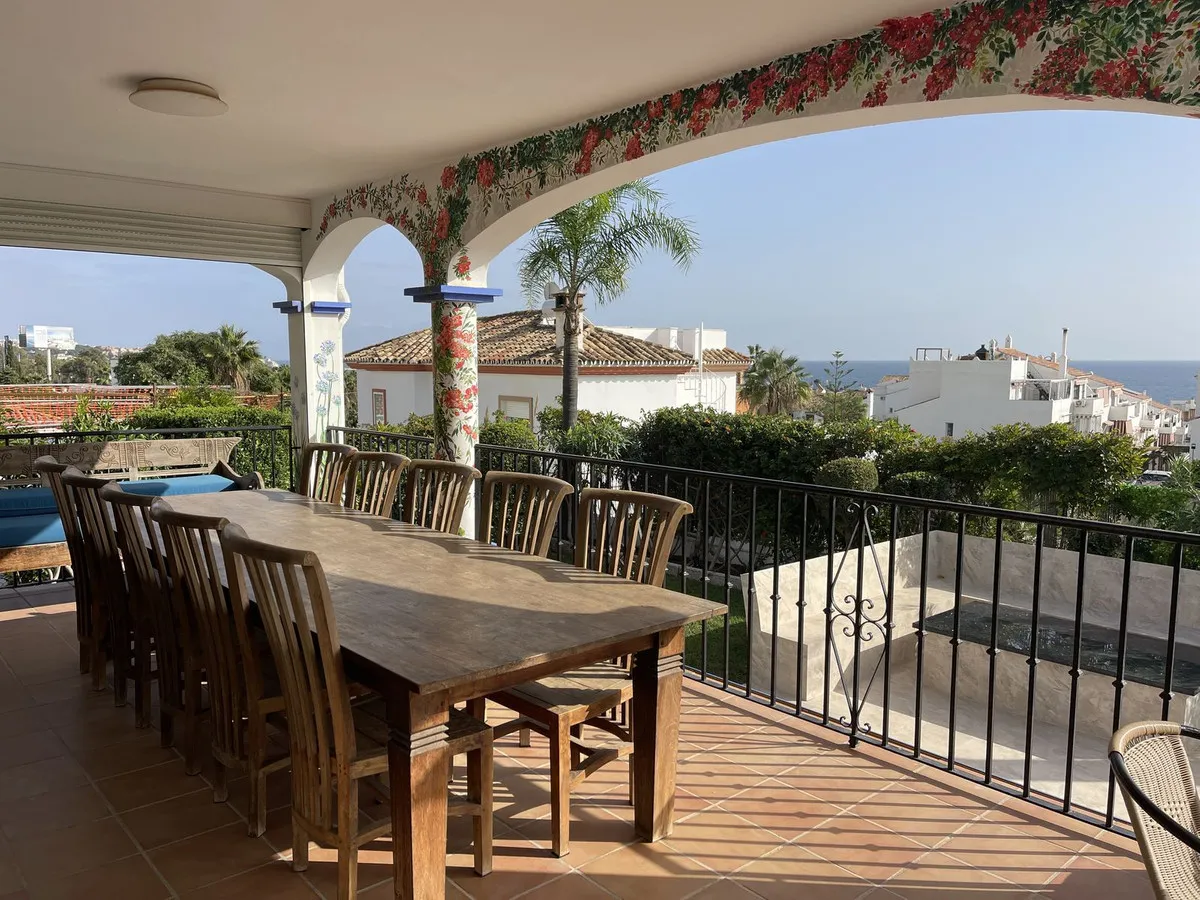 a5407f57-ad86-441f-b249-de6e809f9e87