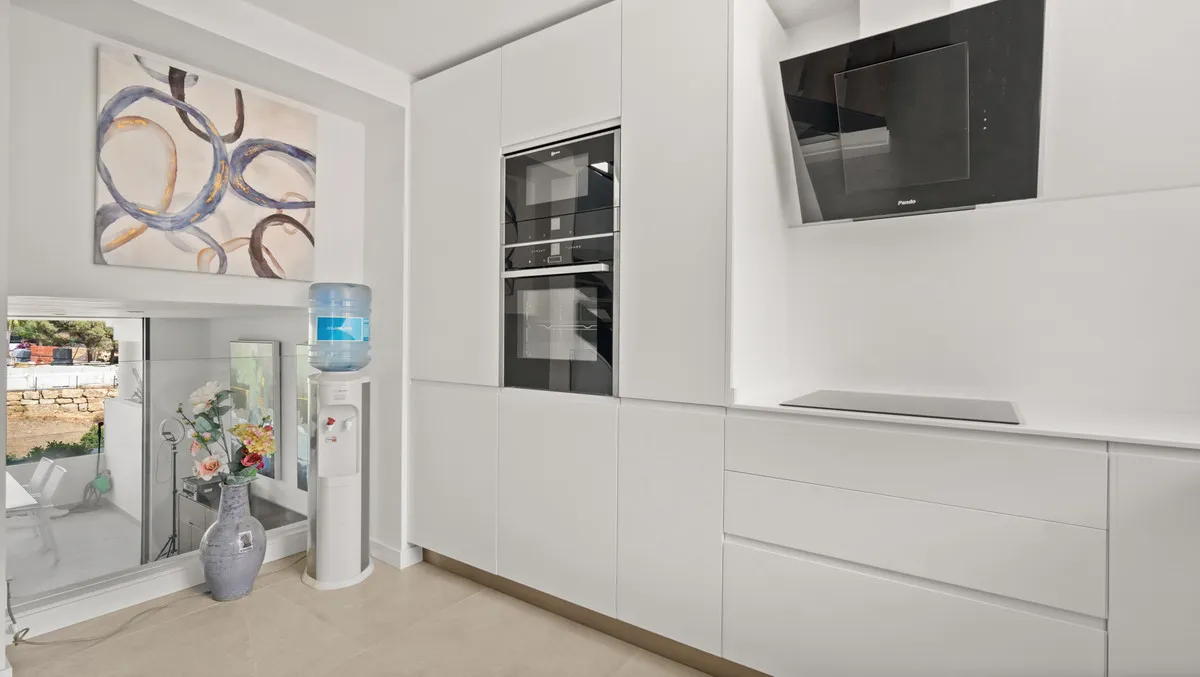 37ee04b3-f17b-4923-bc7f-69fa48220b4f