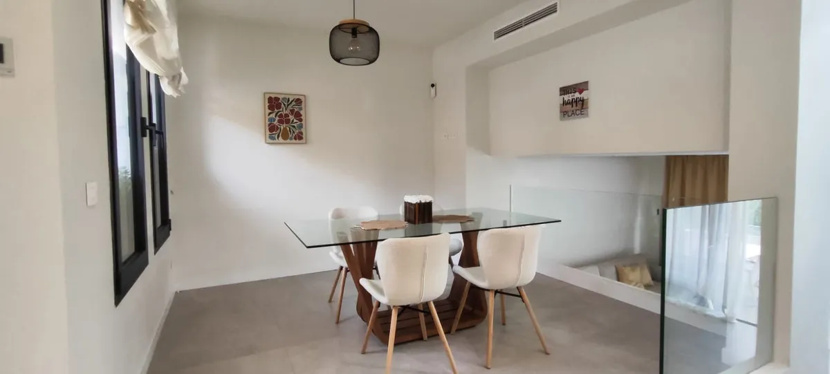 4b459121-01e2-4769-9b53-0ca3454f95fb