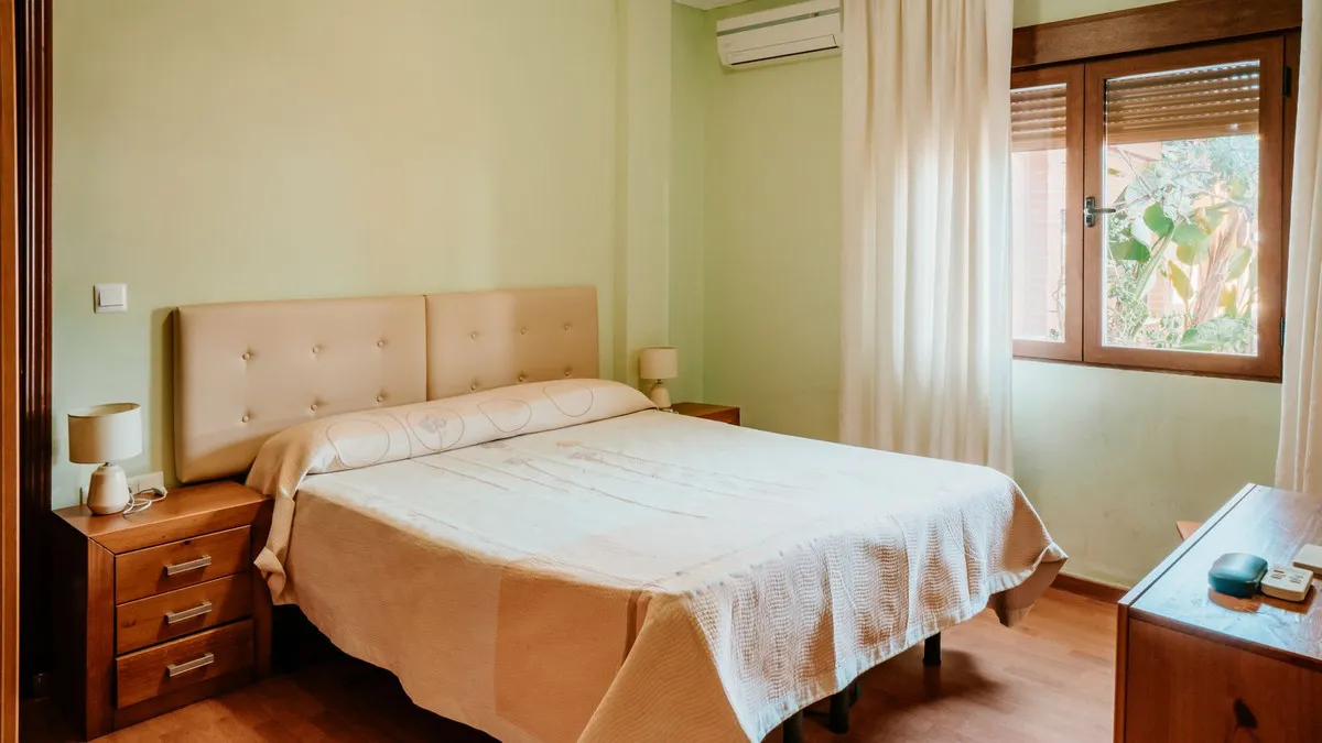 996b6237-50f9-454e-bd6c-2d7810f5cf5e