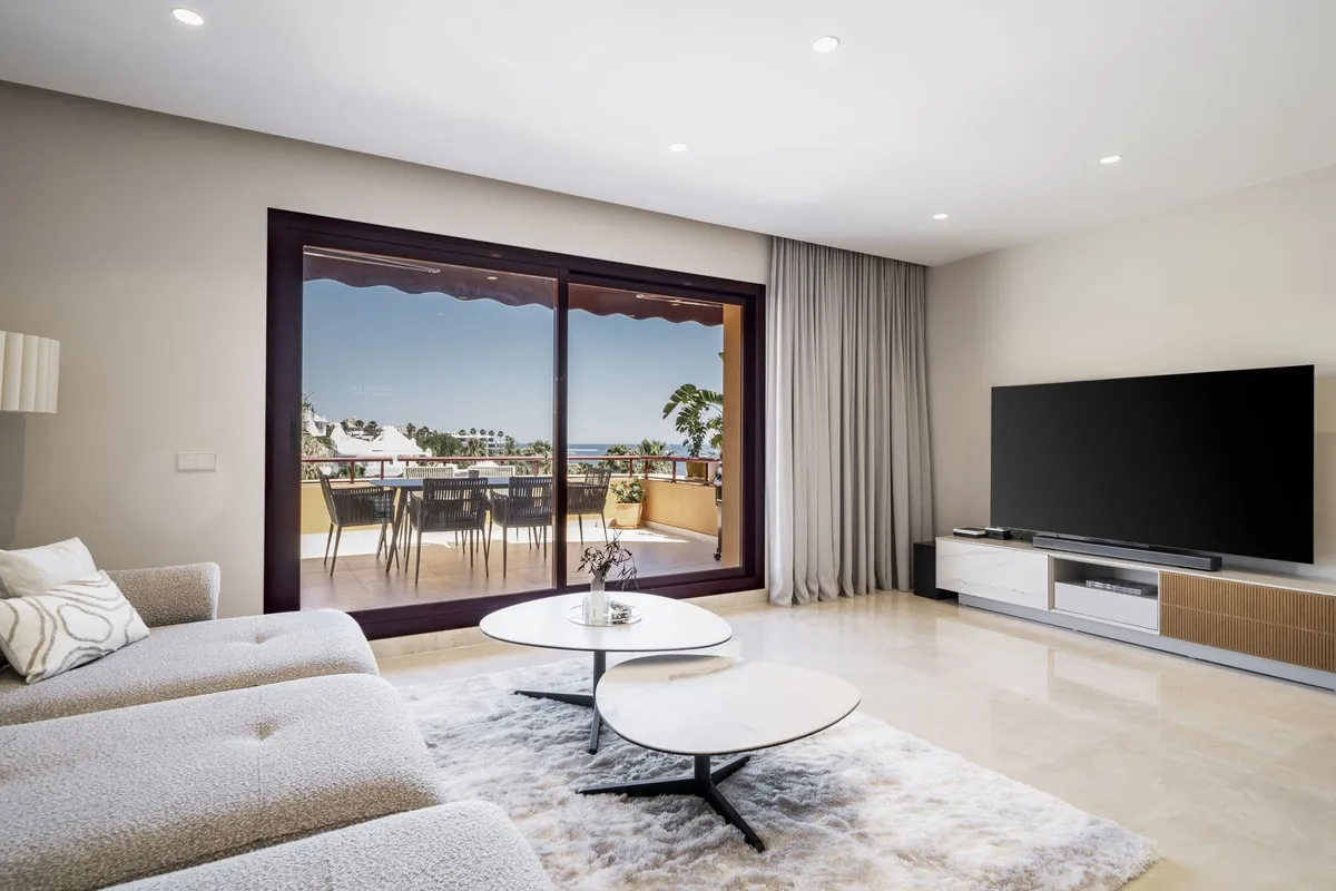 ff817f83-e74e-4634-acb3-4e1912a10025