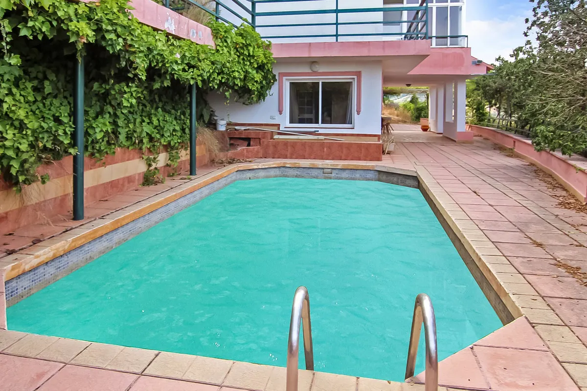 928bfc3e-ed53-4d80-9cc9-cd7283954db0