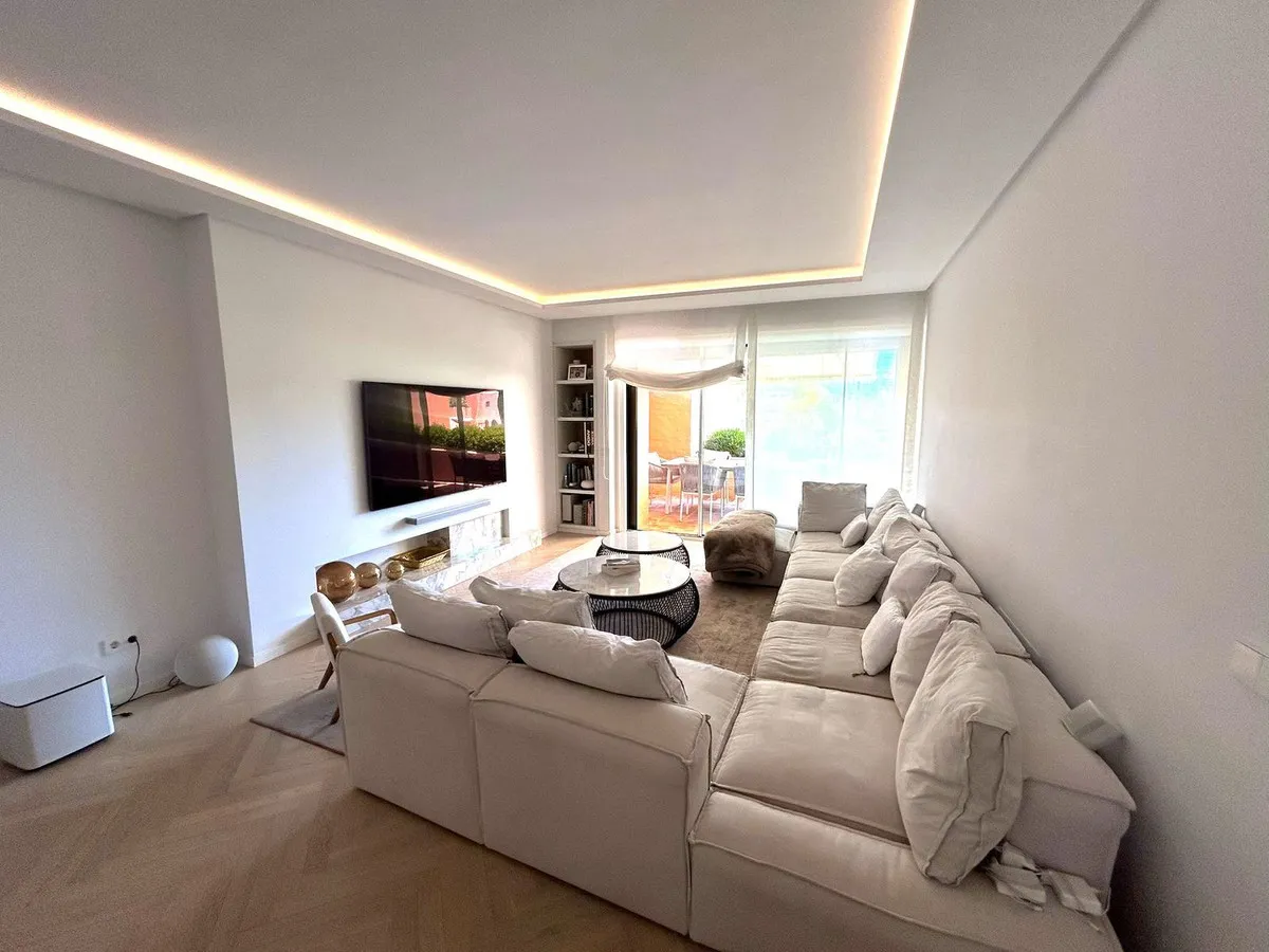 b2d1e3c8-5fa1-424f-896d-6fd5f4f41c11