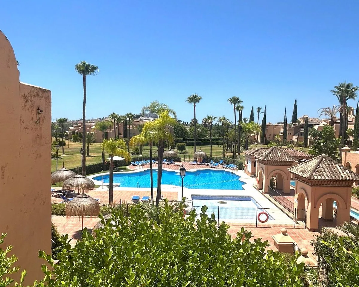 c97e2bd8-bfee-4610-b43b-8b34daab8b6e