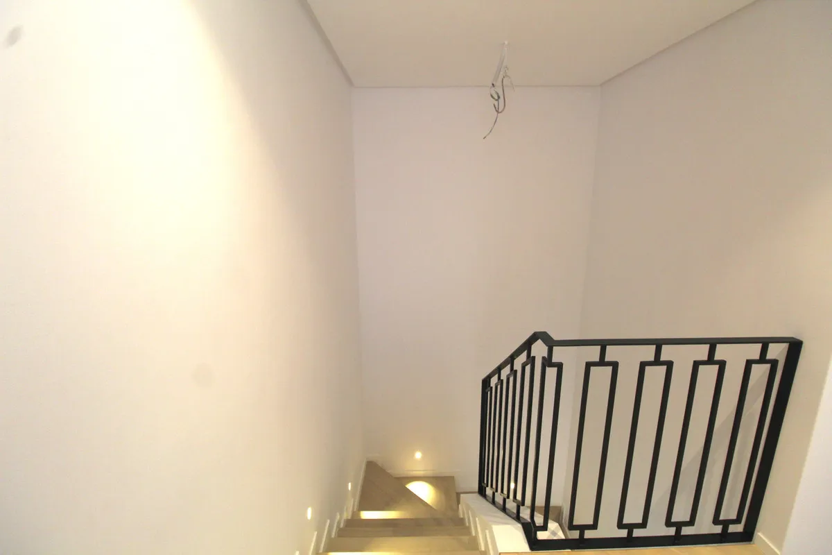 f9bba99f-855b-44b2-9afb-4890f0576158