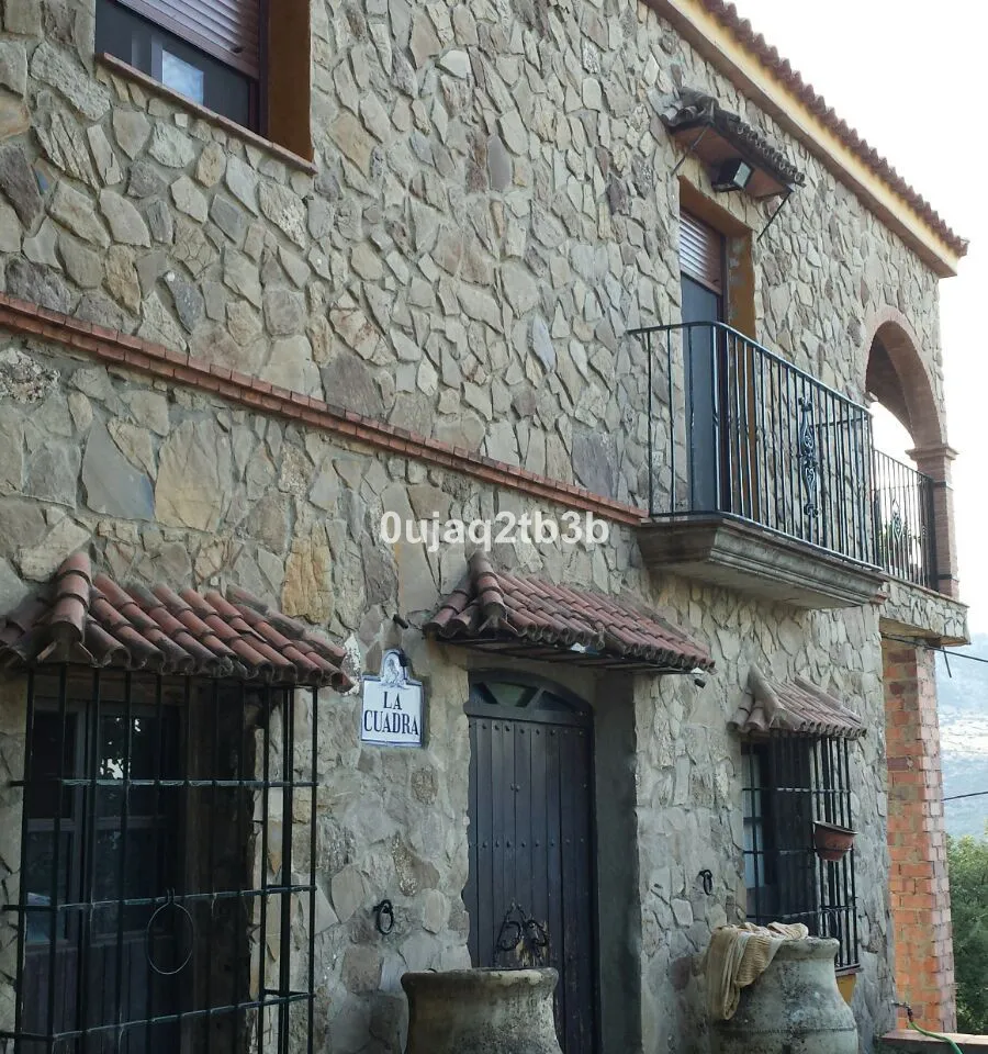 409c3edf-d5ed-4d86-a392-6e1b30caafdd